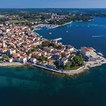Beautiful Apartment In Porec With Wifi