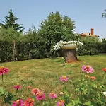 Beautiful Apartment In Porec With Wifi
